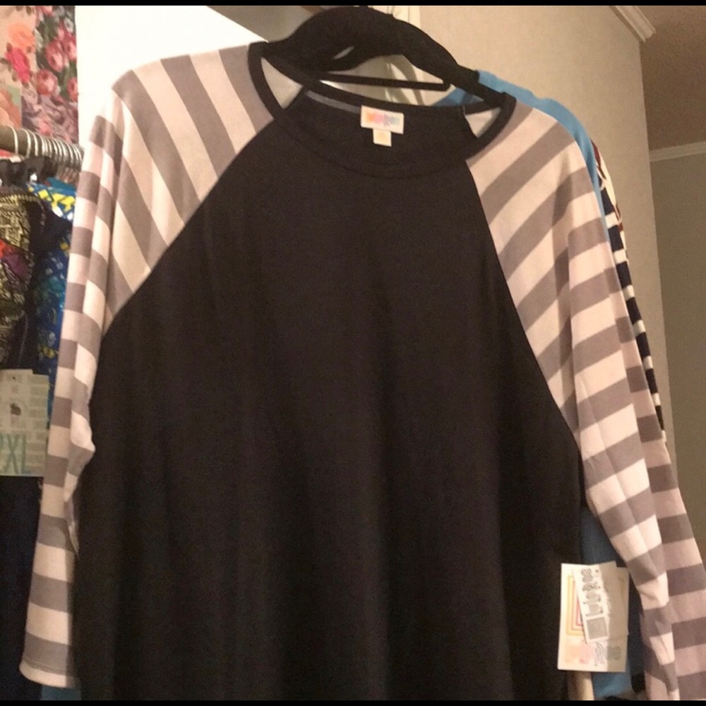 Lularoe Randy 3xl Solid black with striped sleeves